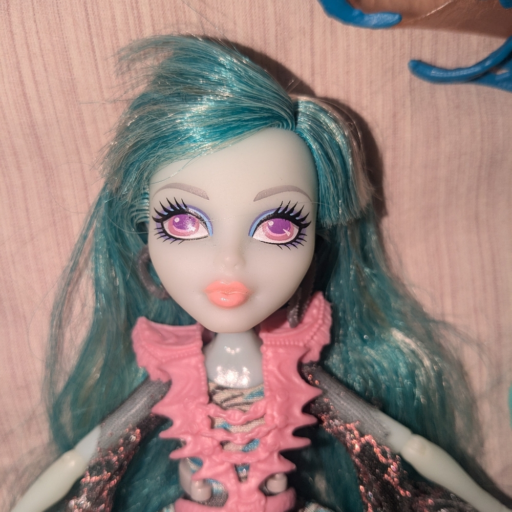 Monster High Vandala Doubloons